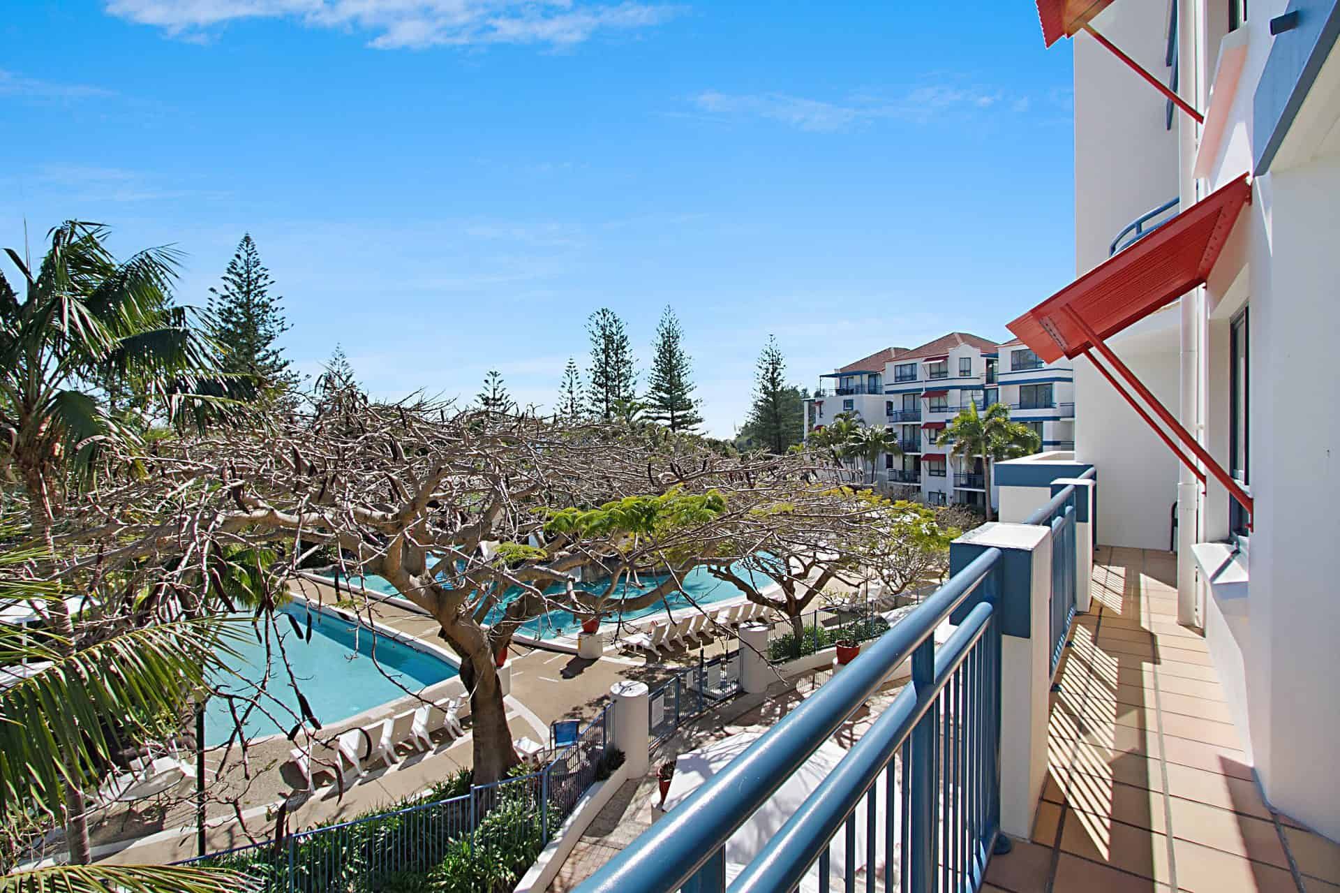 Calypso Plaza 335337 Adjoining apartments on the Coolangatta